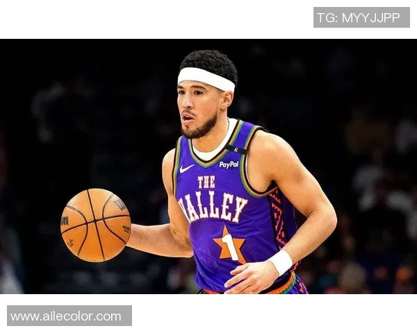 赛后评分出炉:布克成最大亮点! 赛后评分出炉:布克成最大亮点!